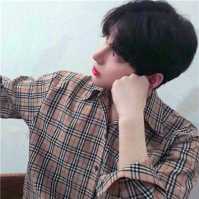 2023年最火帅气男头像(精选20张)