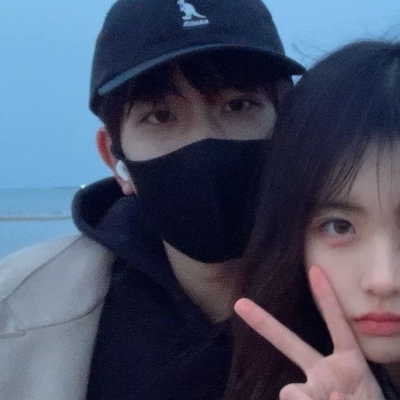 2023最火纯欲情侣头像(26张)