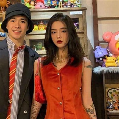 2023最火q版情侣头像(精选20张)