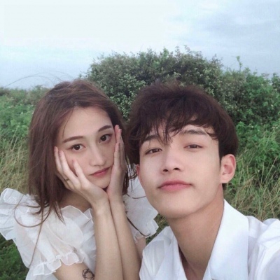 2023最火q版情侣头像(精选20张)