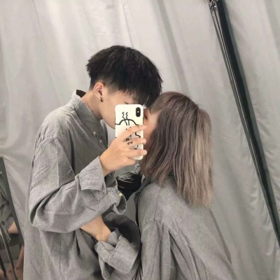 2023最火q版情侣头像(精选20张)