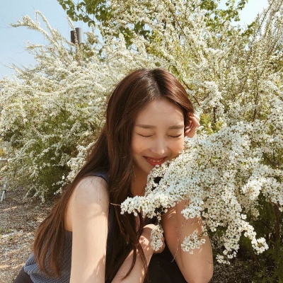 2023最火qq女头像(30张)