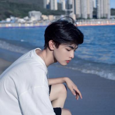 2023年最潮流的头像(精选14张)