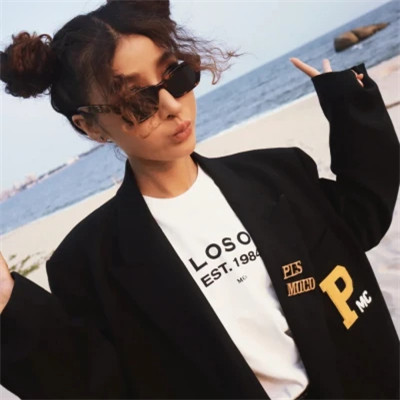 2023年最火真人头像(24张)