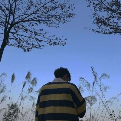 2023年最伤感的头像(精选24张)