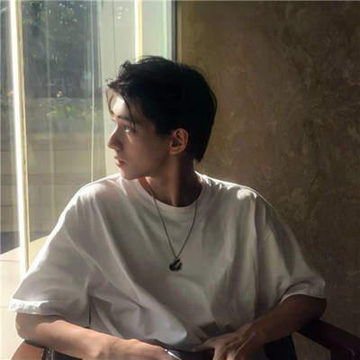 2023年微信男生最火头像(精选24张)