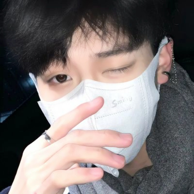 头像干净简约治愈系男生(24张)