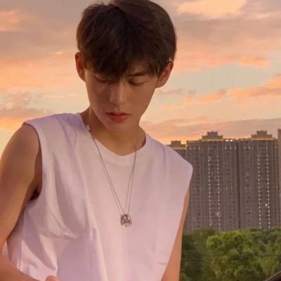 特别稀少超好看的头像男(26张)