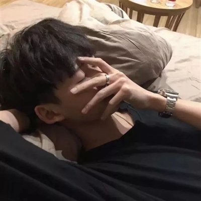 一眼就惊艳的男生头像(24张)