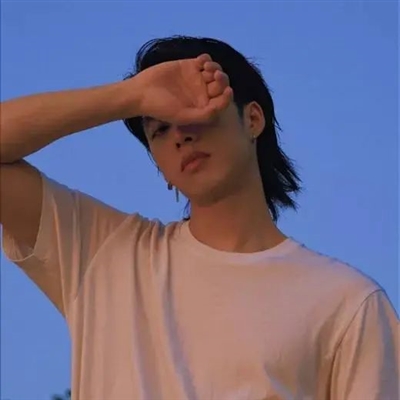 一眼就惊艳的男生头像(24张)