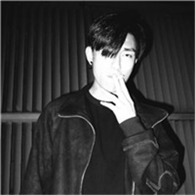 独一无二与众不同头像男伤感(24张)