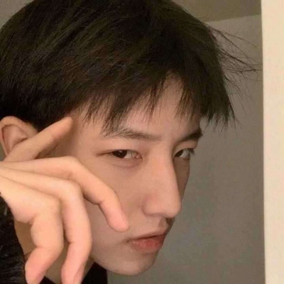 高清男生气质干净的头像(精选28张)