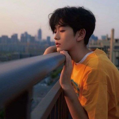 高清男生气质干净的头像(精选28张)