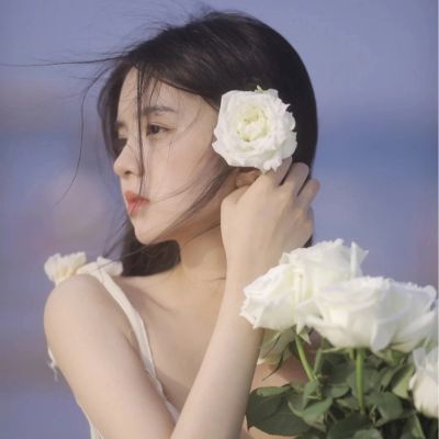 2023清新脱俗头像(精选22张)