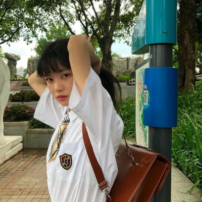 2023清新脱俗头像(精选22张)