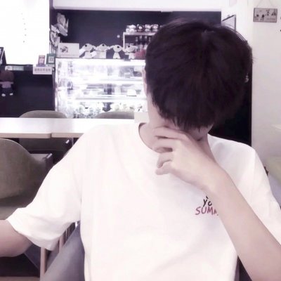 简单干净小清新头像男生(24张)