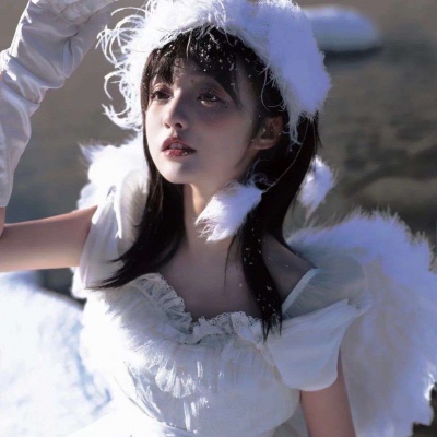 2023网红最火的头像(精选24张)