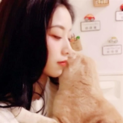 2023网红最火的头像(精选24张)