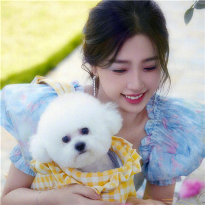 2023最火女性微信头像(24张)