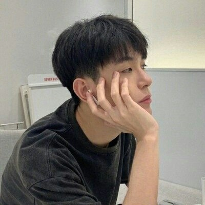 男生专属2023最火头像(18张)