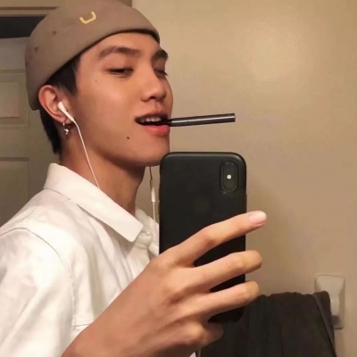 2023最火帅气头像(精选18张)