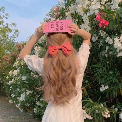 2023最火红色头像(18张)