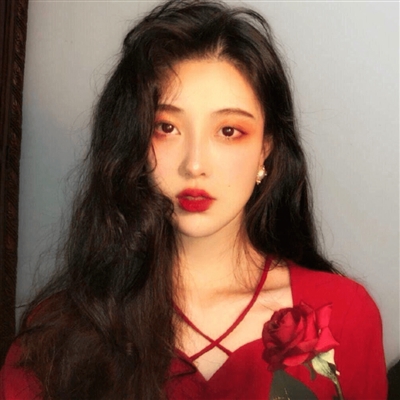 2023最火红色头像(18张)