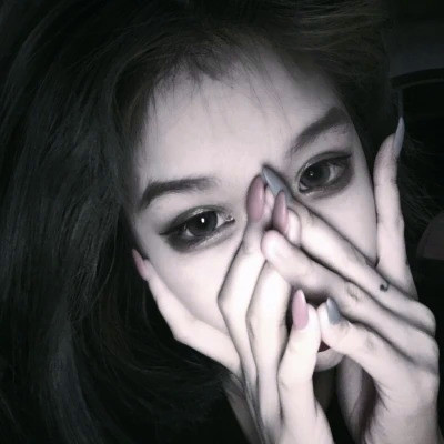 2023最火的拽头像(24张)