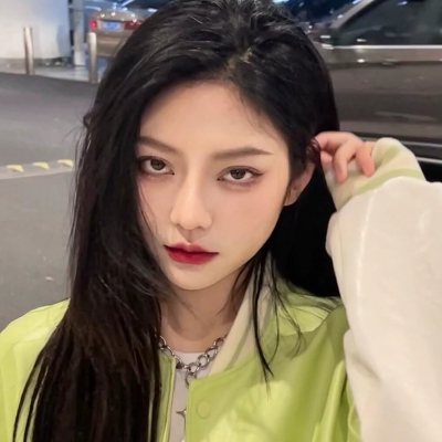 2023年最火拽姐头像(精选24张)