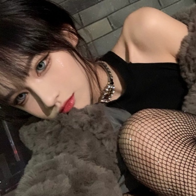 2023年最火拽姐头像(精选24张)