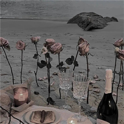 2023年最火的伤感头像(精选24张)