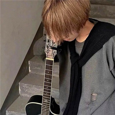 2023年最潮流男头像(精选24张)