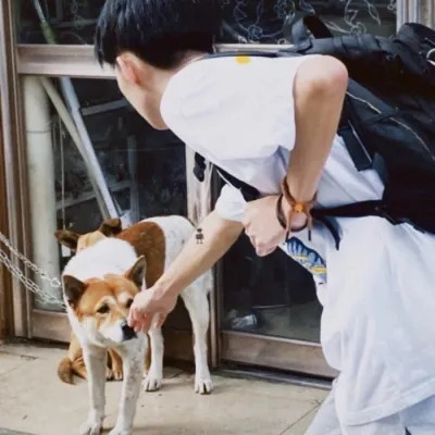 2023年最潮流男头像(精选24张)