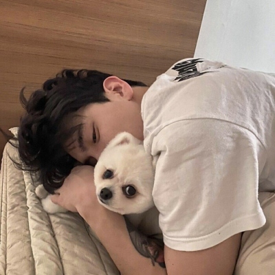 2023高冷最火的头像(精选32张)