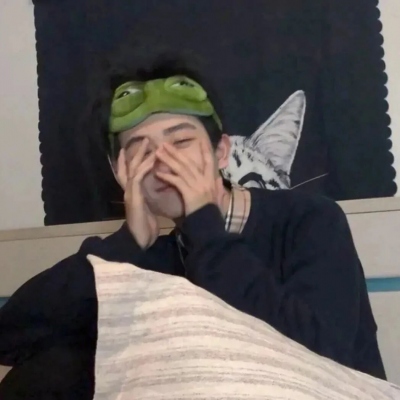 2023高冷最火的头像(精选32张)