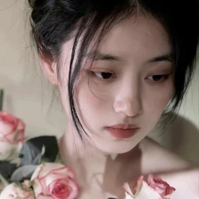 2023年最火版女生头像(26张)