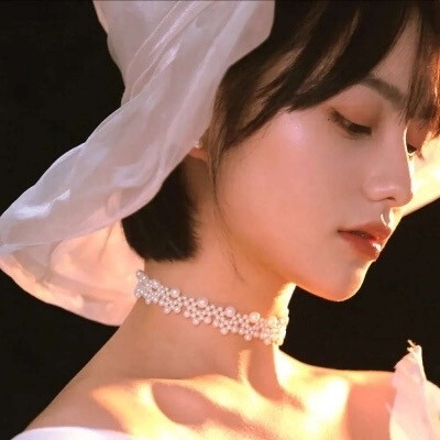 2023年最火版女生头像(26张)