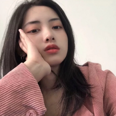 干净又好看的气质头像女(34张)