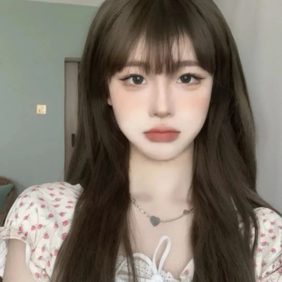 很独特的头像图片女(精选17张)