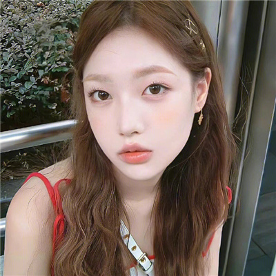 2023最火女生个性头像(24张)