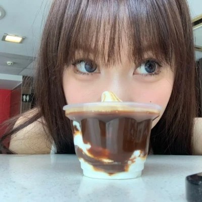 2023最火女生个性头像(24张)