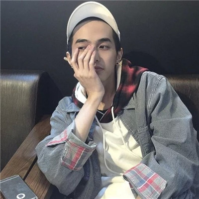 好看的微信男头像会吸引女孩(28张)