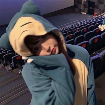 一看就让人心疼的女生头像(精选22张)