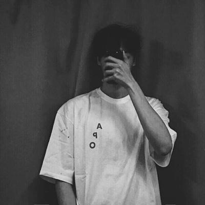 彻底绝望的头像男生(22张)