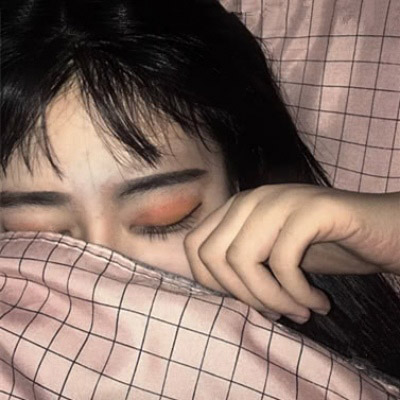 丧到极致的女生头像图片(精选22张)