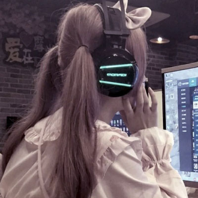 让人心碎到哭的头像女背影(精选30张)