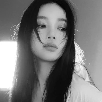 2023年最霸气黑白头像(精选24张)