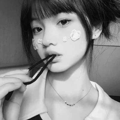 2023年最霸气黑白头像(精选24张)