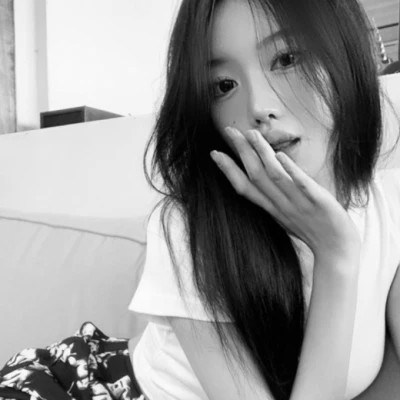 2023年最霸气黑白头像(精选24张)