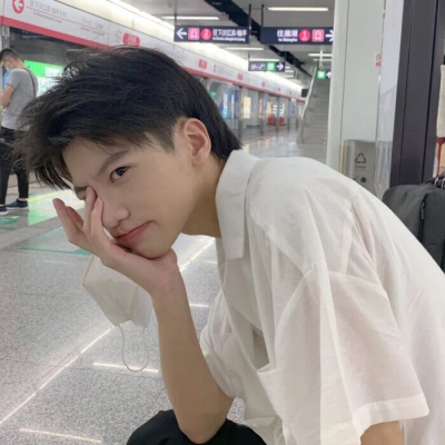 高端有品位的微信头像男(24张)